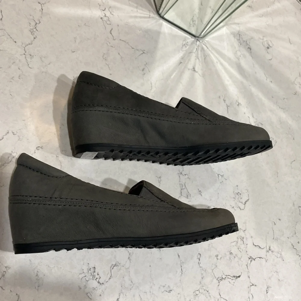 Naturalizer Leather Shoes - Picture 3 of 11